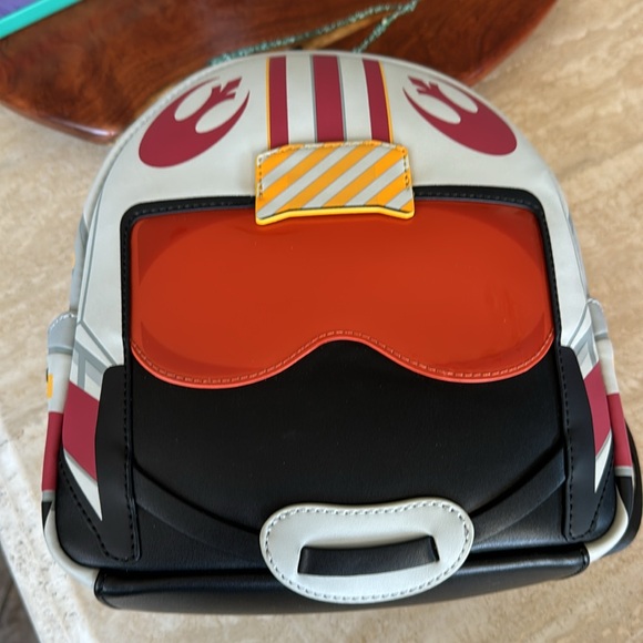 Rare Star Wars X-Wing Luke Skywalker Rebel Alliance Loungefly backpack NWT - Picture 9 of 12